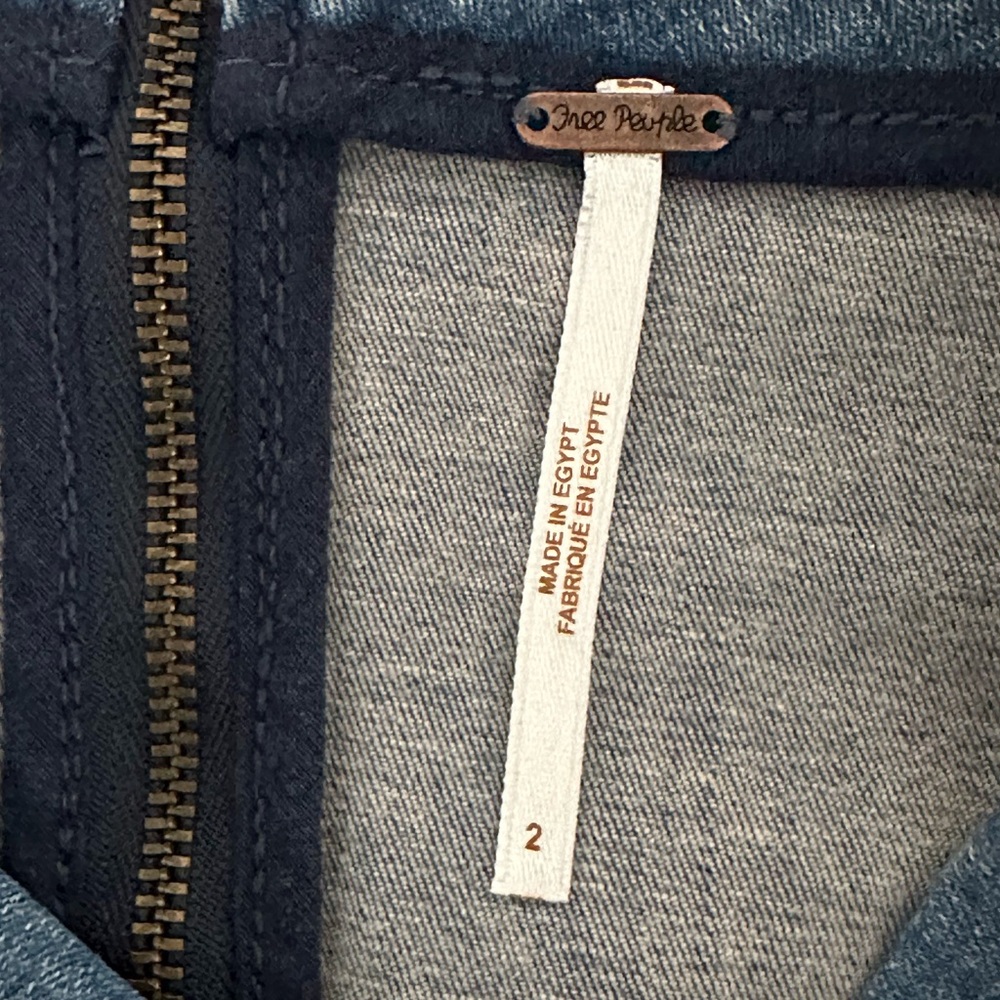 Free People Denim Mini Skirt Size 2 - Picture 4 of 6